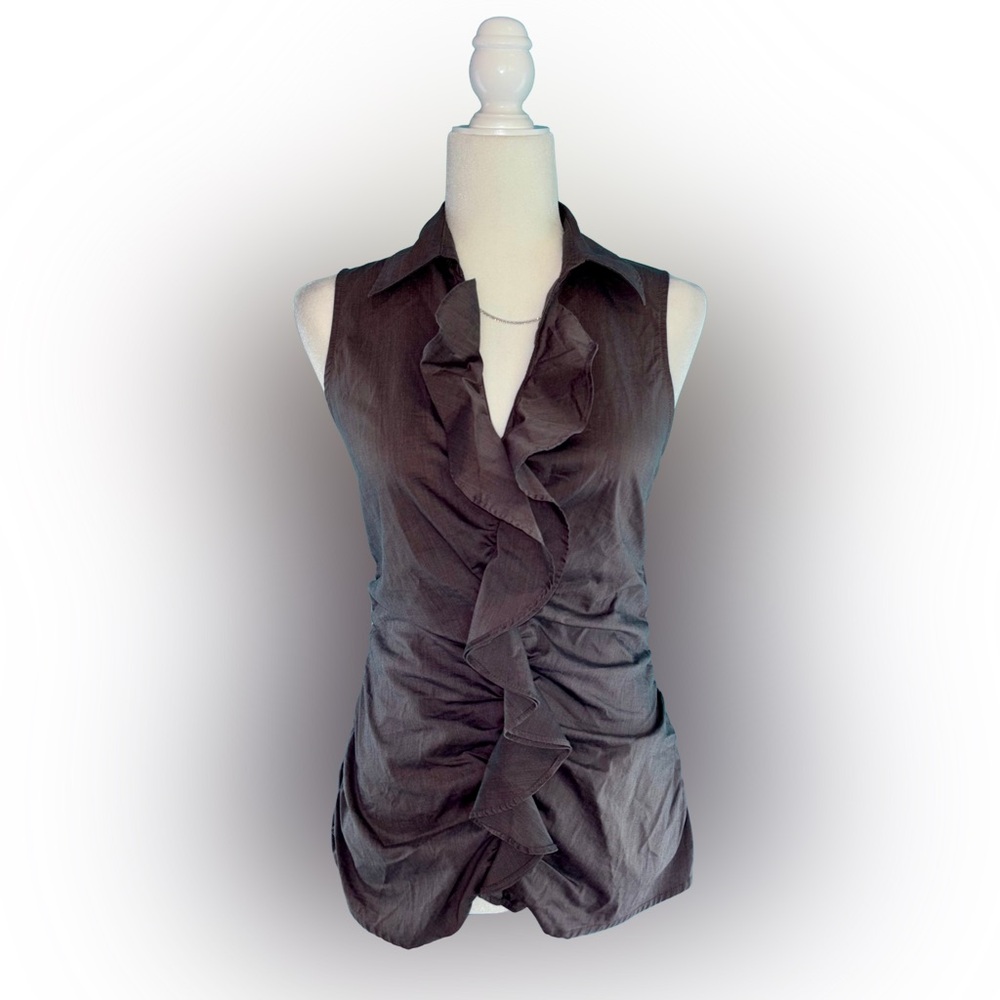 New York & Company Sleeveless Grey Ruffle Blouse with Size Zipper Size M